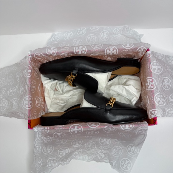 NEW TORY BURCH MINI BENTON LEATHER LOAFER SLIDE IN BLACK WITH GOLD ACCENT SIZE 8 - Picture 9 of 10